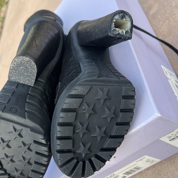 VERA WANG LAVENDER MOTO COMBAT BOOTS BLACK 8 - Picture 14 of 14